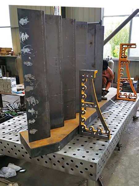 装配式钢模板